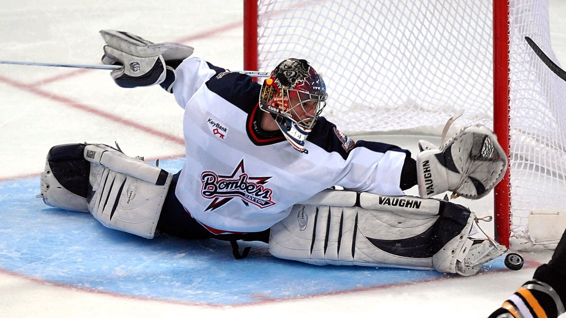 开云官网在线-博卡青年前场站位过于固定，难撼对手，博卡青年球场叫什么名字