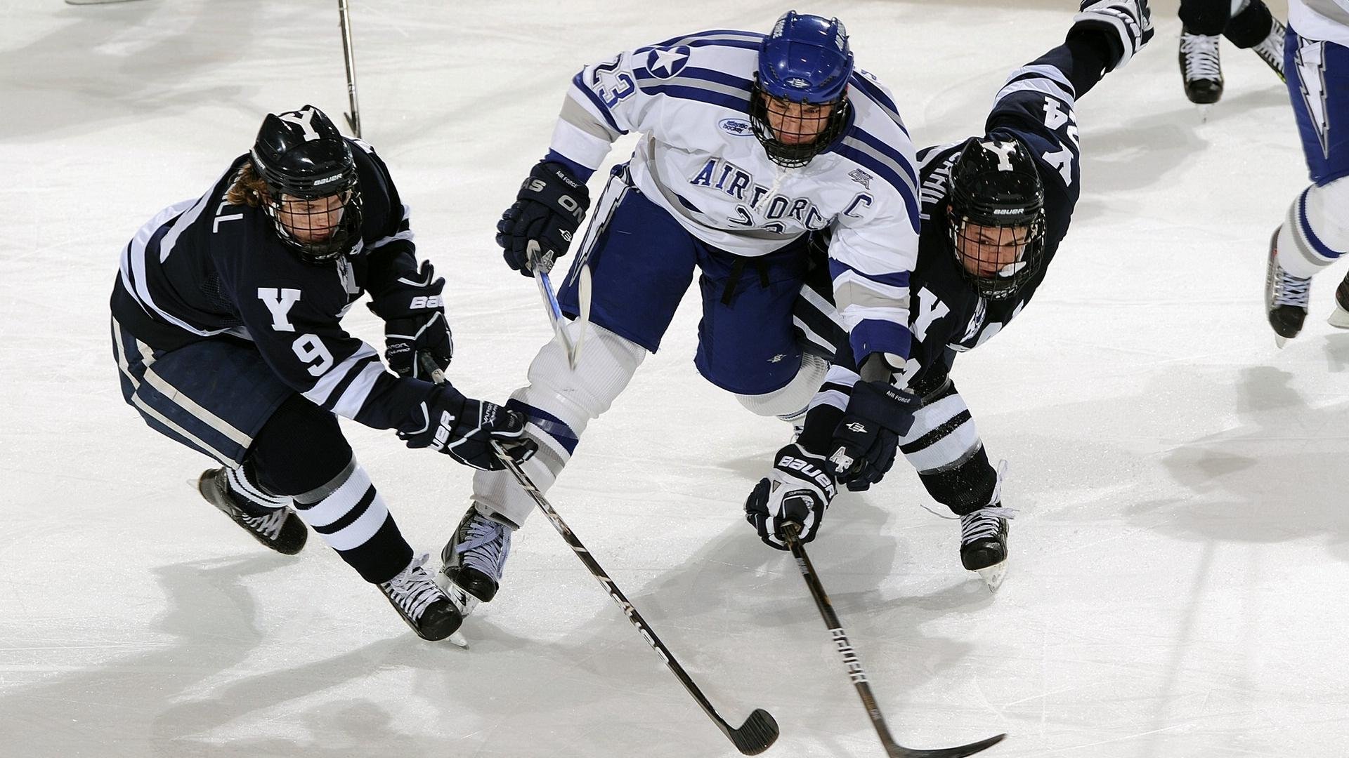 开云-拉恩:全黑队外线的“火力点”,突破能力和加速能力无敌